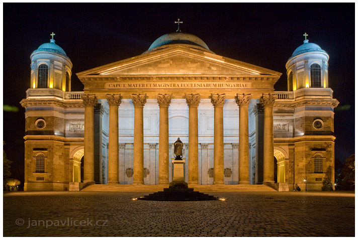 Bazilika Požehnané Pany Marie v Esztergomu 
