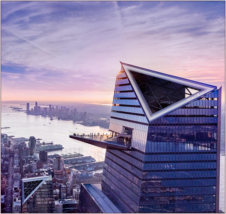 HUDSON YARDS  EDGE DECK