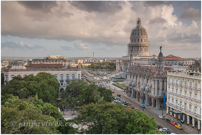 Kapitol a Opera, Havana
