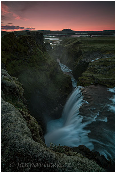 Vodopád  Little Gullfoss /Silver Falls na řece Syðri Ófæra
